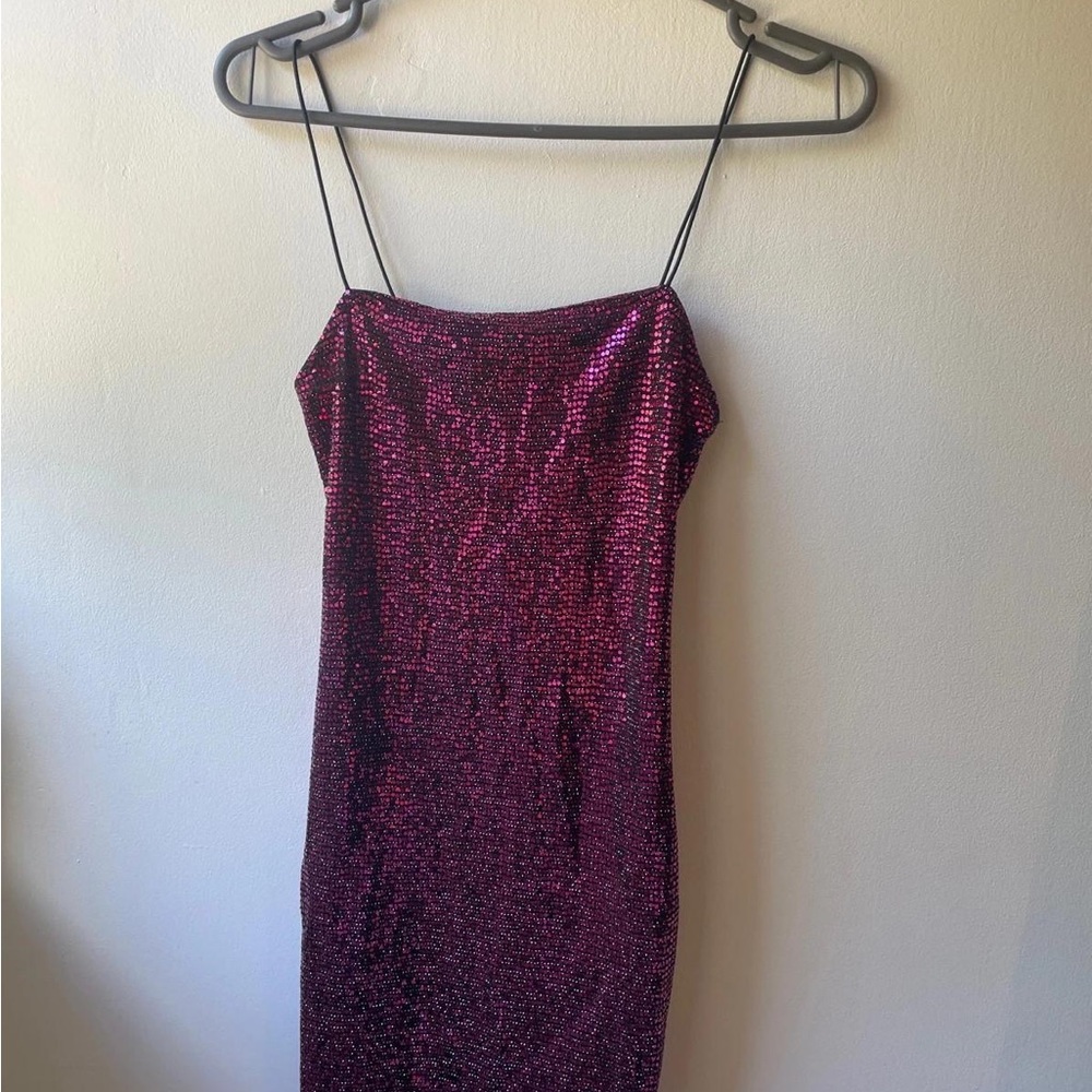 Elegant Sequin Dress in Shimmering Pink